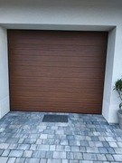 Brama garażowa z napędem elektrycznym 