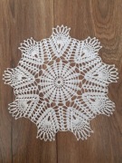 SERWETKA WYKONANA  NA SZYDEŁKU śr. 22 cm  (3)