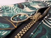 Torebka damska ręcznie szyta.