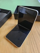 Smartfon Samsung Galaxy Z Flip 3 5G, 8/128GB kolor kremowy i etui premium