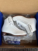 Profesjonalne Buty Łyżwiarskie Riedell Bronze Star 435, Białe, Rozmiar 7.5