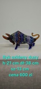 Szklany kolorowy byk