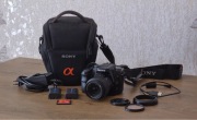 Sony Alpha A100 + bogaty zestaw akcesoriów – stan kolekcjonerski!