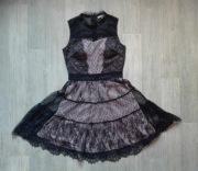 Krótka sukienka na wesele/randkę itp, czarna koronka, rozm.M 