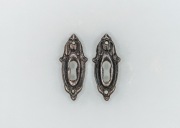 Stare przedwojenne okucia meblowe, uchwyty, gałki