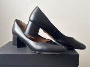 Czółenka skórzane Kazar 38,5