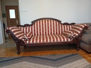 Antyczna sofa w stylu neorenesansowym – koniec XIX wieku / pocz. XX w