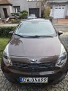 Sprzedam samochód Kia Rio z 2013 roku