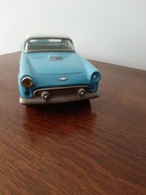 Stary samochód kolekcjonerski