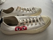 Converse Comme des Garcons Play z czerwonym sercem