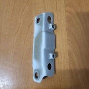 Wspornik błotnika lewego audi A1 82A 821 091