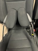 Zagłówki aktywne Jeep Grand Cherokee IV, WK2