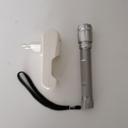 Metalowa Latarka LED, 2 x Akumulatorki AA GP,  Ładowarka.