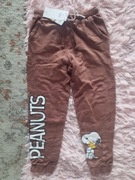 Nowe z metką spodnie dresowe jogger dla chłopca, brązowe Peanuts Sinsay 122