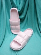 Klapki damskie różowe 38-39 – miękkie, modne, nowe, wygodne