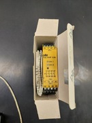 Przekaźnik bezpieczeństwa Pilz PZE X4VP 0,5s