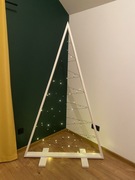 Unikatowa Drewniana Choinka – Światełka LED, Rękodzieło Premium!