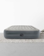 Intex Queen Comfort Plush łóżko dmuchane z Fiber-Tech RP, różne rozmiary