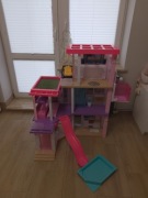 Domek Barbie dreamhouse z basenem i akcesoria. 