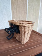 Koszyk wiklinowy na rower