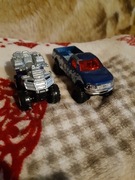 Samochodziki Matchbox i Hot Wheels 