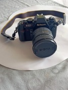 Aparat Nikon F 501 + Obiektyw Lens fi 72 - Made In Japan 