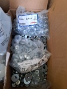 Nakrętki i śruby fi 6 do tras elektrycznych M6 do Łączenia trasa metal