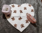 Dywanik dla dzieci miś kosmetyczka pojemnik truskawka okazja zestaw