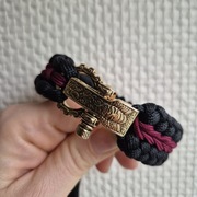 Bransoletka paracord ozdobne zapięcie