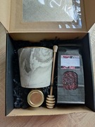 MINI BOX zestaw prezentowy K&H dla Niego Duży Kubek Szary Marmurek prezent