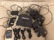 Zestaw Nintendo 64 NTSC + 4 pady (2 sprawne) + Evergenesis64