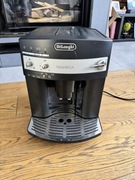 Sprawny ekspres ciśnieniowy De'Longhi Magnifica ESAM 3000.b