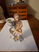 FIGURKA PORCELANOWA NAGA POSTAC DZIECIĄTKA