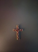 VERSIL wisior krzyż krzyżyk granaty SREBRO 925