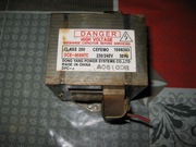 Transformator z mikrofalówki do zgrzewarki ogniw z termostatem bimetal