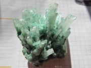 GIPS - piękne zielone kryształy z kopalni miedzi