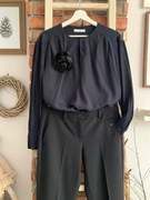 Parisienne retro: czarna bluzka Mango M łezka przód lejąca elegancka, retro