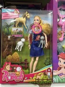 Lalka plus zwierzęta akcesoria zestaw