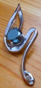 Wisiorek srebro 925 z czarnym moissanitem i naturalnym diamentem