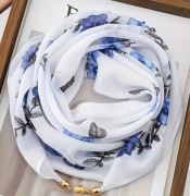 Apaszka szalik szal chusta 65x65cm zapinana na magnes