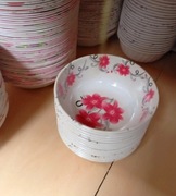 Zestaw 6 miseczek porcelowych w kwiaty ,eleganckie