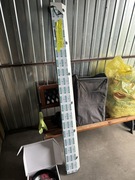 Profil aluminiowy do balustrady szklanej