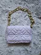 Torebka na ramię ZARA pikowana liliowa lawendowa z łańcuchem