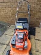 Kosiara spalinowa Kubota w 5021