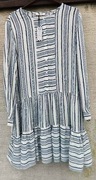 Pieces, Luźna, wygodna sukienka w paski, wiskoza 100% 42/44