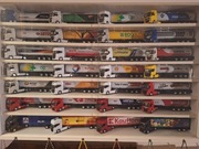 Ciągnik siodłowy z naczepa , ciężarówki , skala 1/64