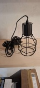 Lampa wisząca z wtyczką industrialna metalowa klatka E27 z przewodem 600 cm