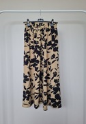 Kwiatowa spódnica z rozporkiem S