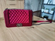 Bordowa listonoszka zamszowa 