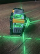 Laser krzyżowy dewalt 089 360
